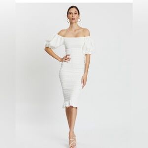 Never Fully‎ Dressed Jojo White Maxi Dress, Size 2